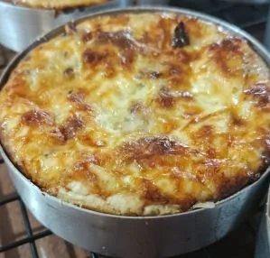 Quiche 3 Queijos - Parmesão, Requeijão e Queijo Minas