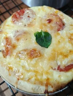 Jardim Margherita - quiche de tomate-cereja, queijo e manjericão